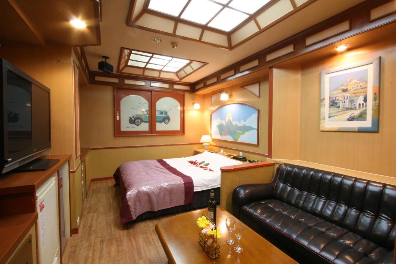 ホテル レステイ 小倉 （大人専用） 北九州市 エクステリア 写真